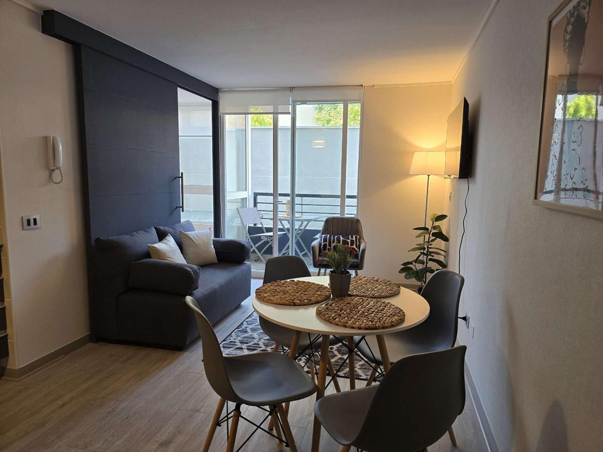 Hom I Nuevo Y Centrico 1d1b 2pax Santiago